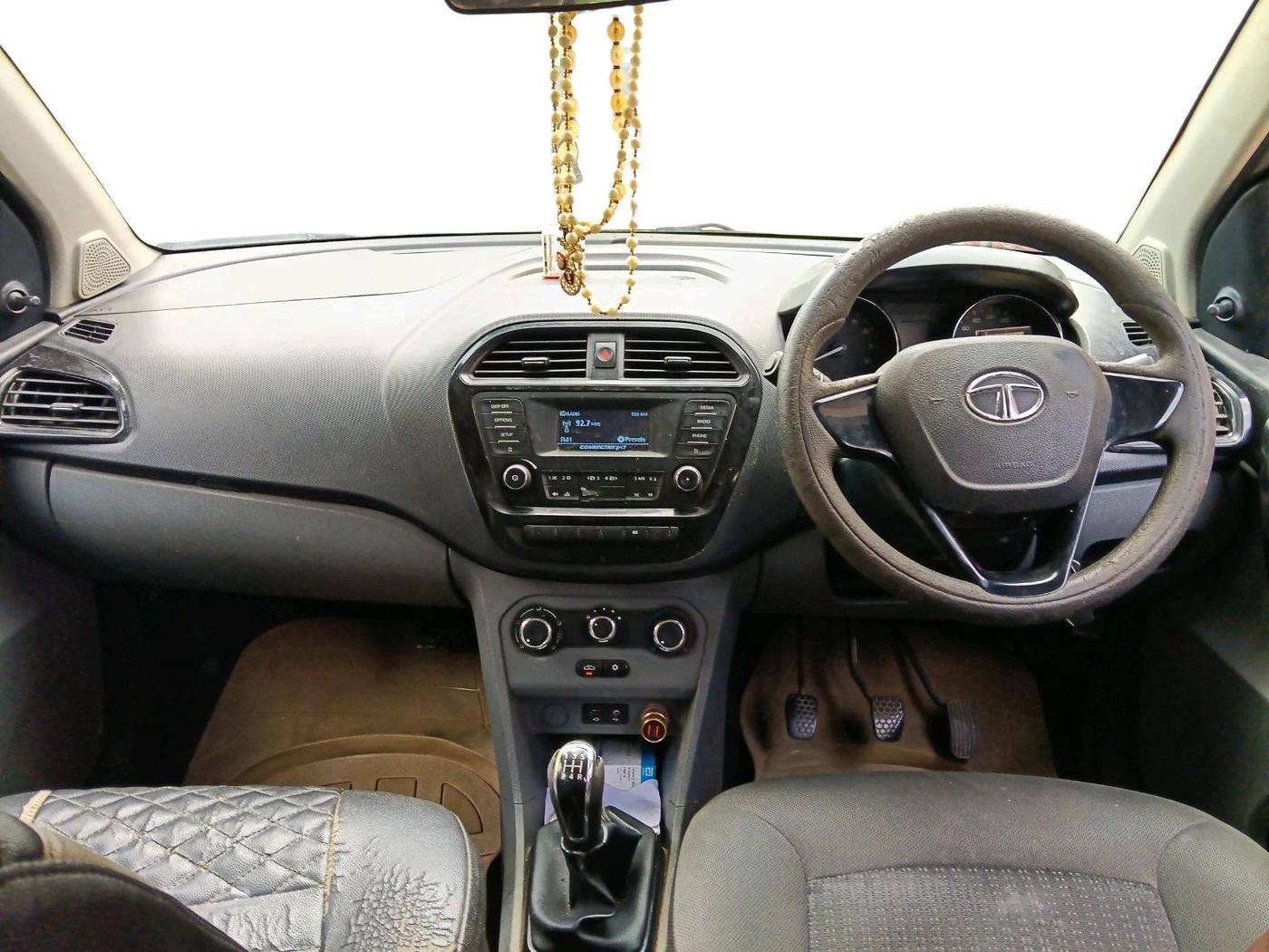 2019 Tata TIGOR XM (O) PETROL, Petrol, Manual, 2,72,303 km, interior