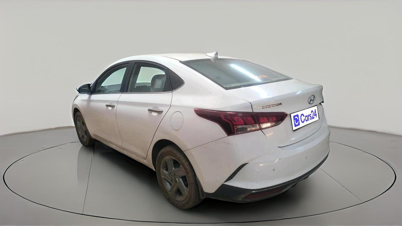 2021 Hyundai Verna SX 1.5 VTVT, Petrol, Manual, 45,803 km, exterior