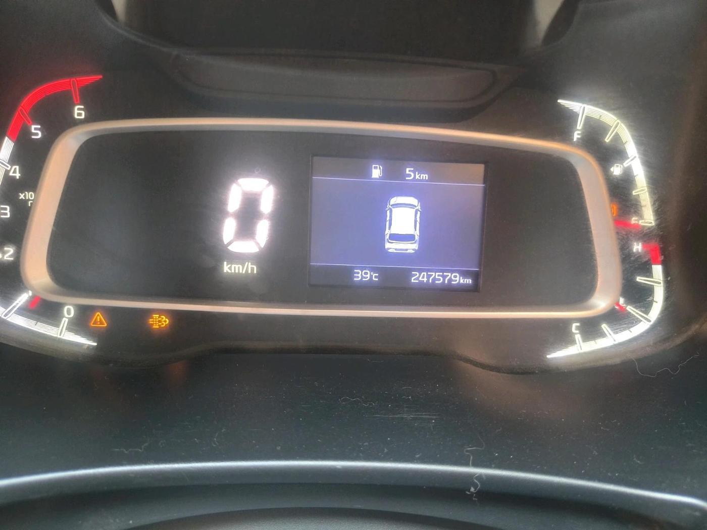 2020 KIA SONET HTX 1.5, Diesel, Manual, 2,47,579 km, interior