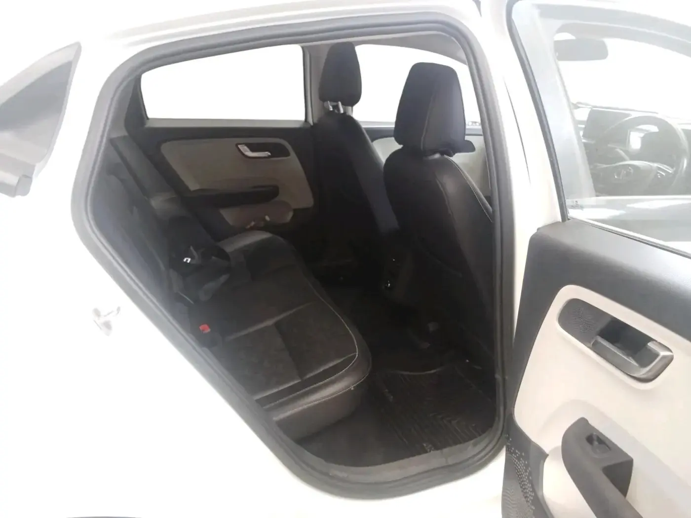 2021 Tata ALTROZ XZ PLUS I-TURBO PETROL, Petrol, Manual, 31,011 km, interior