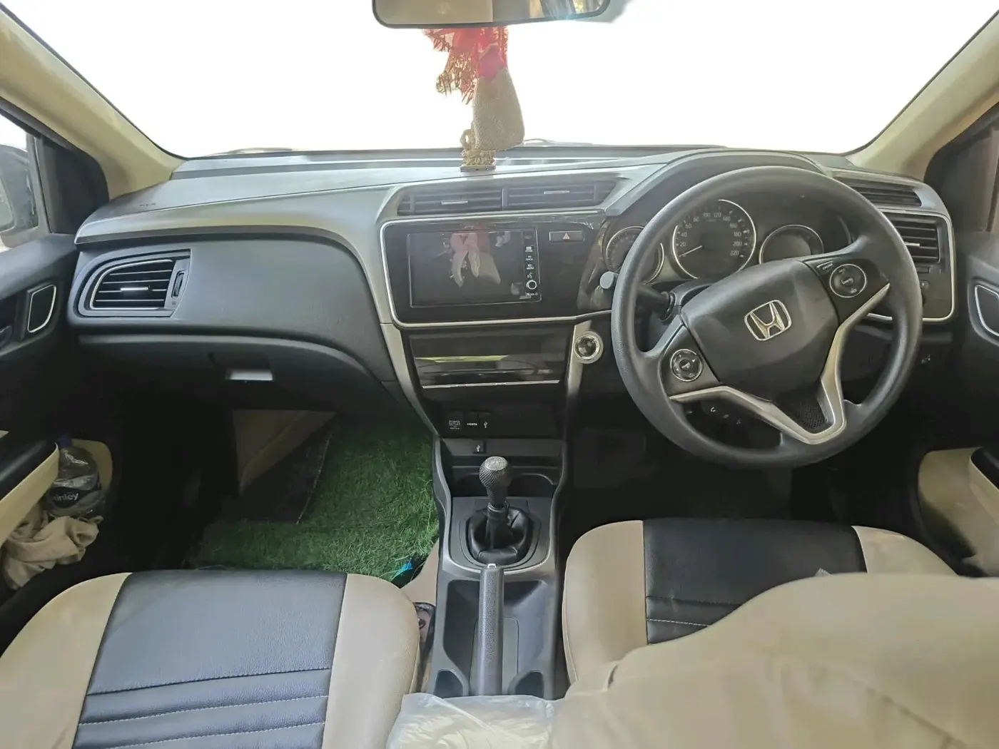 2019 Honda City 1.5L I-VTEC V MT, Petrol, Manual, 26,072 km, interior