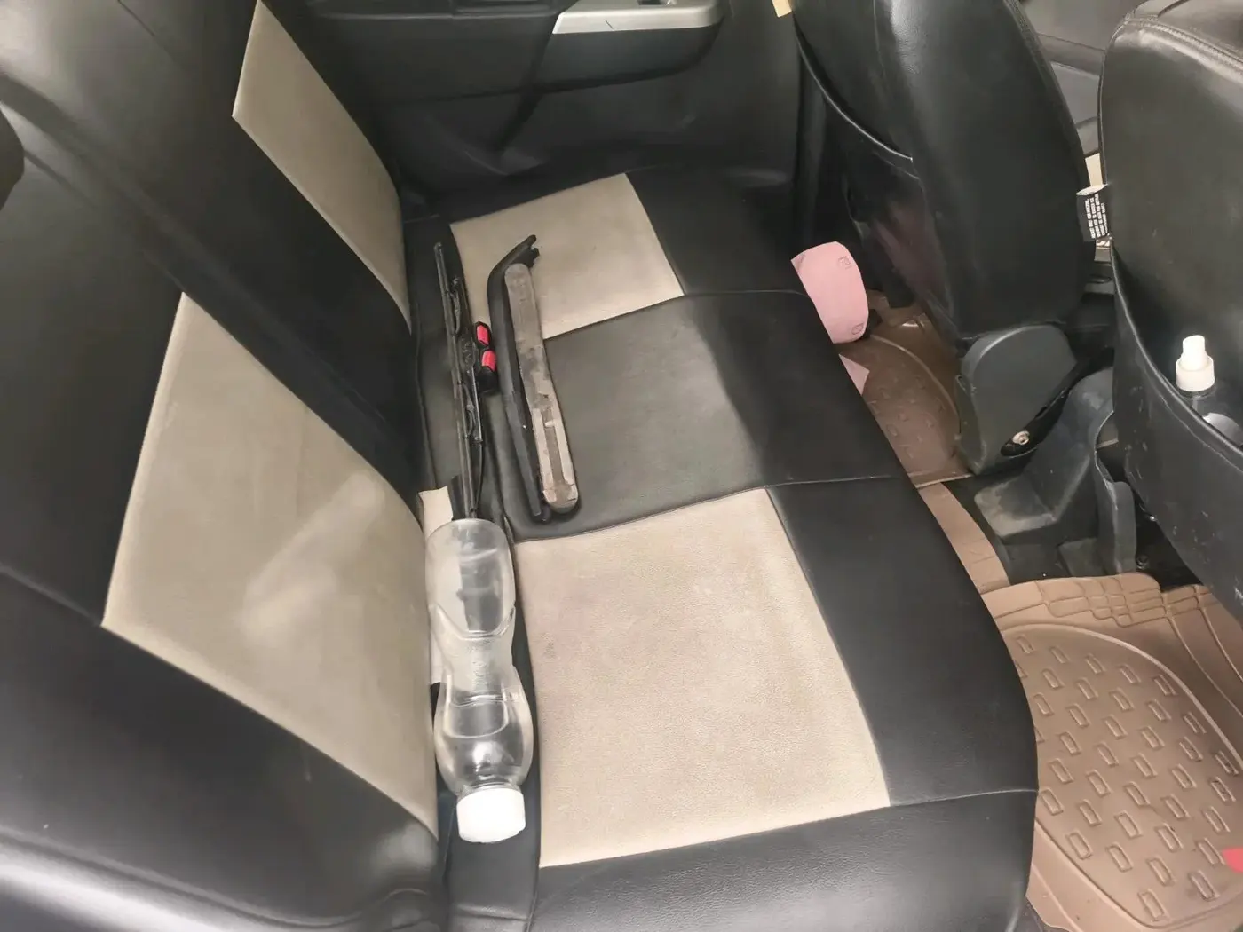 2012 Maruti Wagon R 1.0 VXI, Petrol, Manual, 60,870 km, interior