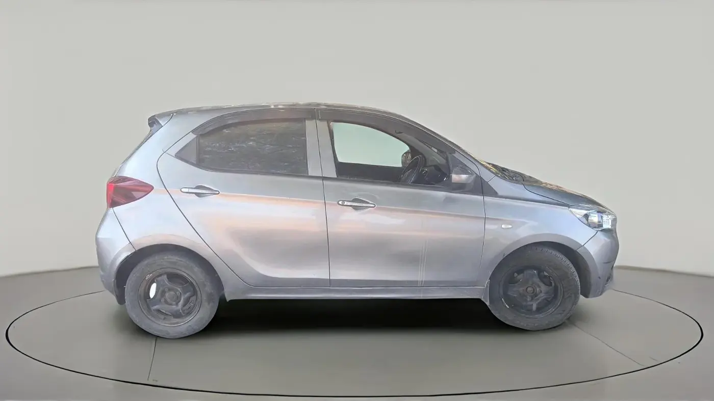 2019 Tata Tiago XZ DIESEL, Diesel, Manual, 1,24,985 km, exterior