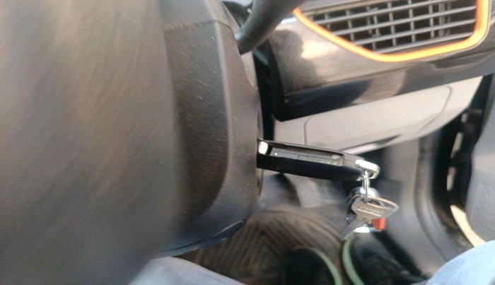 2019 Tata NEXON KRAZ MT DIESEL, Diesel, Manual, 1,14,698 km, interior