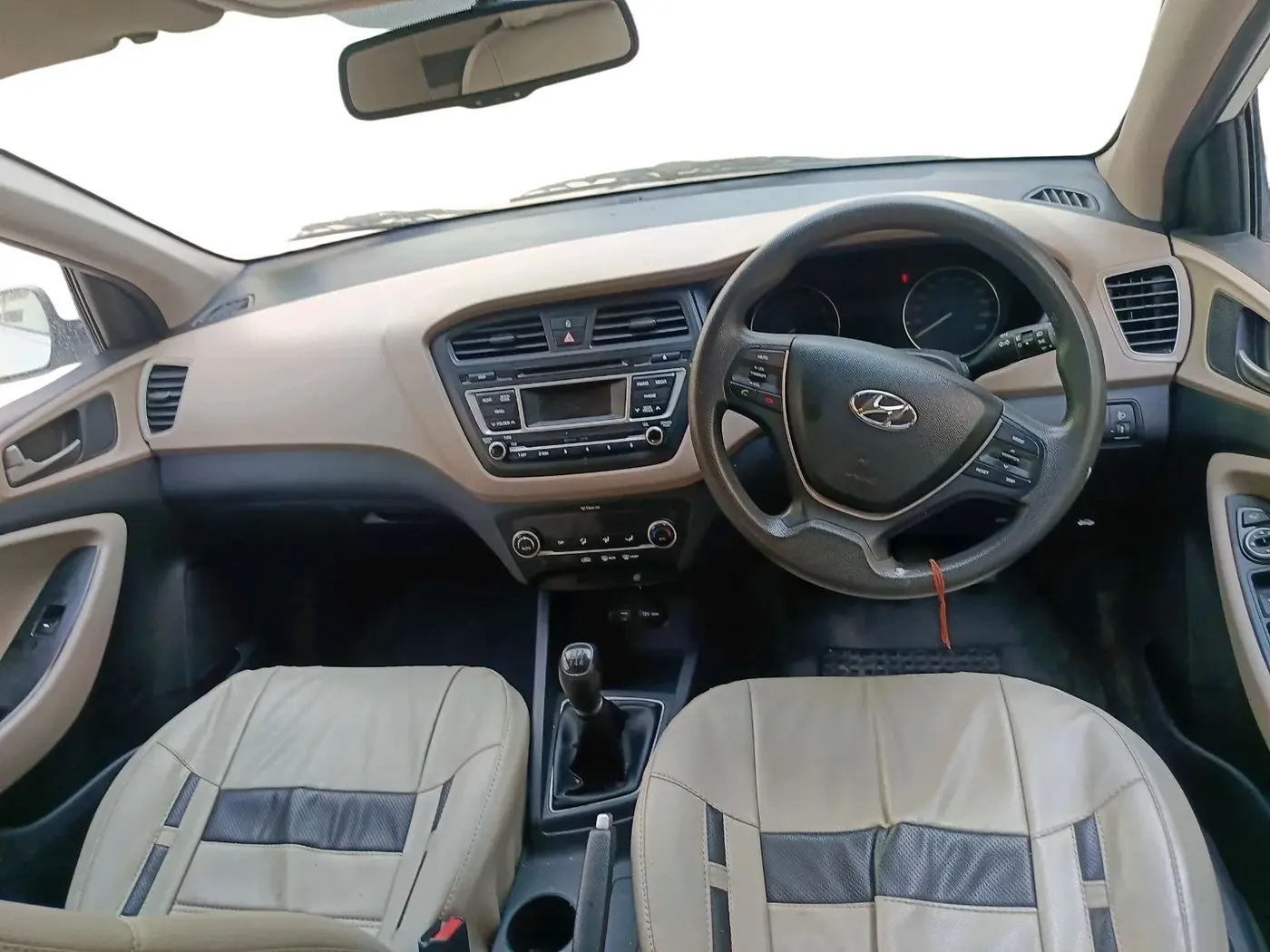 2015 Hyundai Elite i20 SPORTZ 1.2, Petrol, Manual, 23,417 km, interior