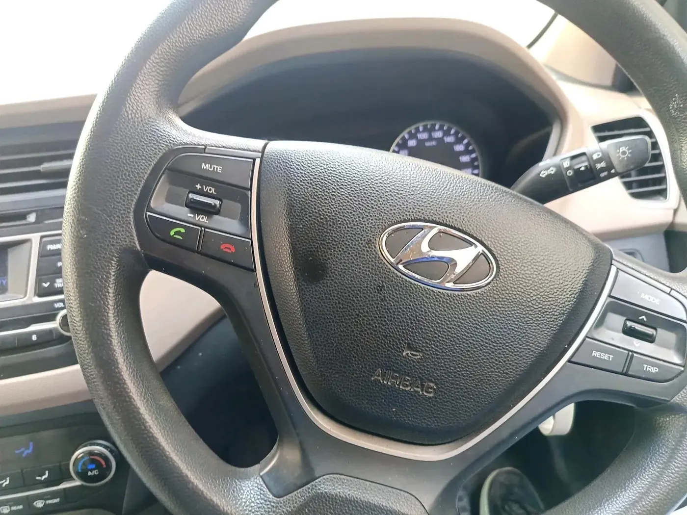 2015 Hyundai Elite i20 SPORTZ 1.2, Petrol, Manual, 23,417 km, interior