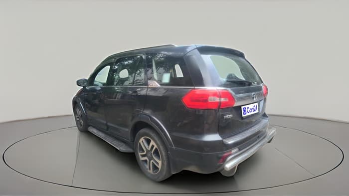 2017 Tata Hexa XTA 4X2 7 STR, Diesel, Automatic, 1,06,263 km, exterior