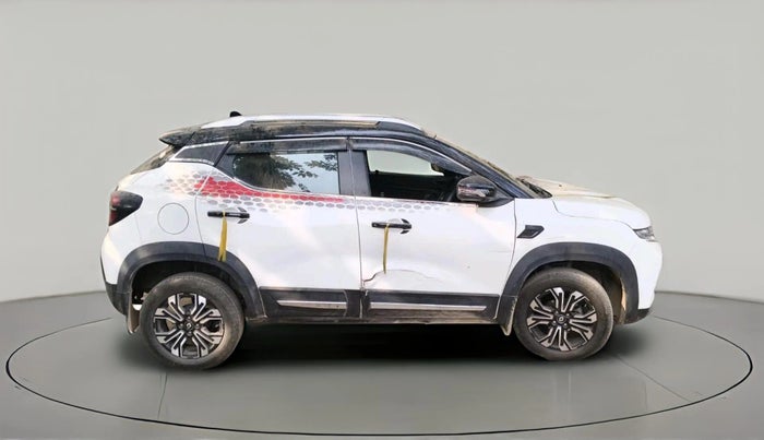 2024 Renault Kiger RXT (O) MT, Petrol, Manual, 7,706 km, exterior