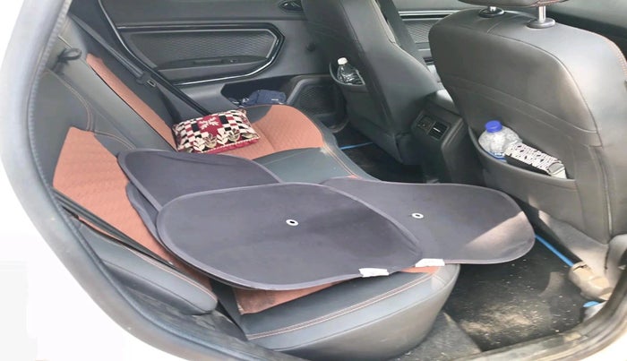 2024 Renault Kiger RXT (O) MT, Petrol, Manual, 7,706 km, interior