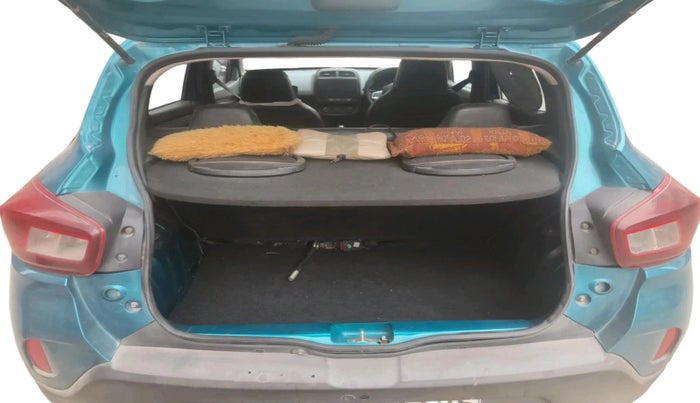 2022 Renault Kwid RXT 1.0 (O), Petrol, Manual, 32,220 km, exterior