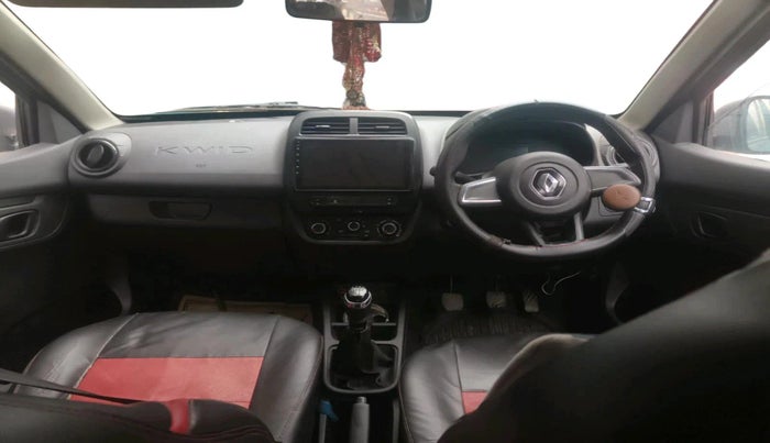 2022 Renault Kwid RXT 1.0 (O), Petrol, Manual, 32,220 km, interior