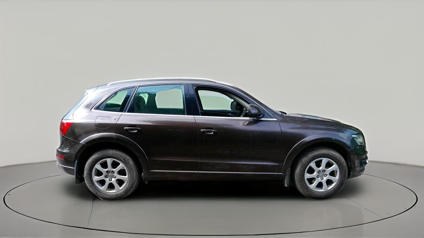 2012 Audi Q5 2.0 TDI QUATTRO, Diesel, Automatic, 1,81,601 km, exterior