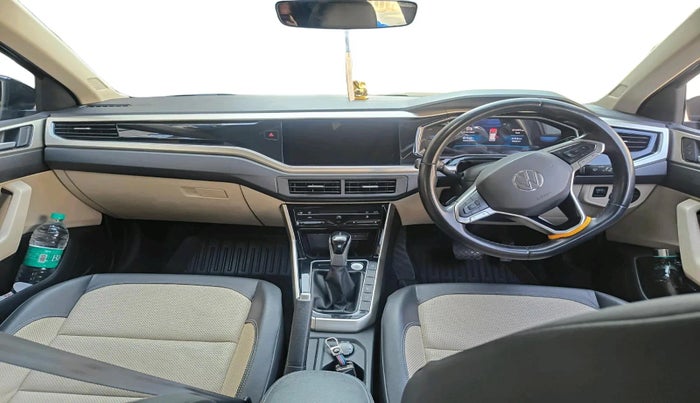 2024 Volkswagen VIRTUS TOPLINE TSI 1.0 AT, Petrol, Automatic, 31,497 km, interior