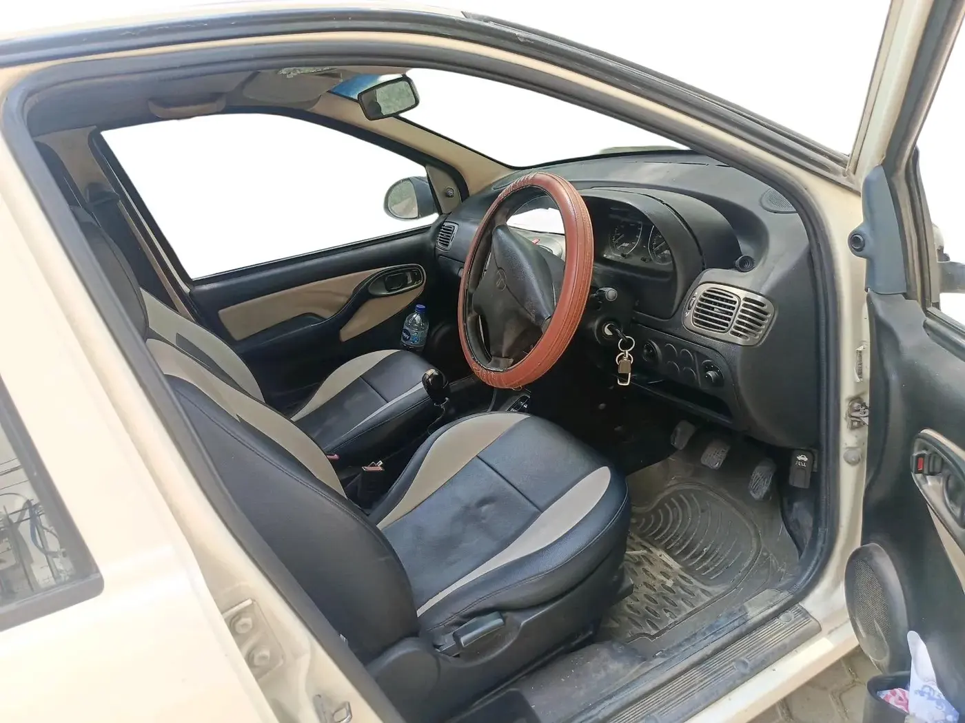 2014 Tata Indigo ECS LS TDI, Diesel, Manual, 1,94,323 km, interior