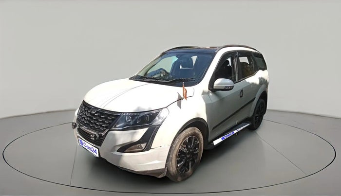 2018 Mahindra XUV500 W11, Diesel, Manual, 1,49,275 km, exterior