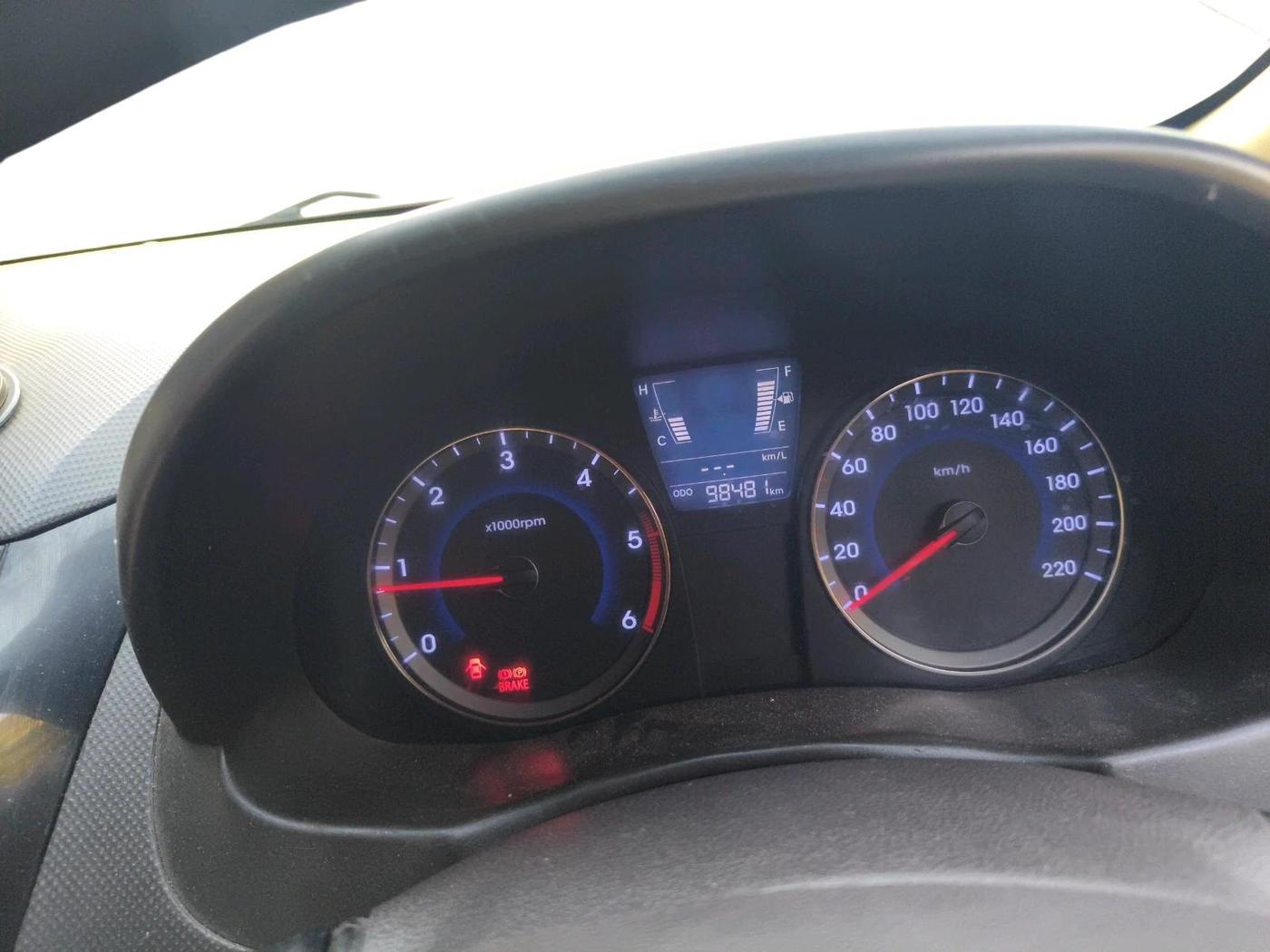 2016 Hyundai Verna FLUIDIC 1.6 CRDI SX 4S, Diesel, Manual, 98,481 km, interior