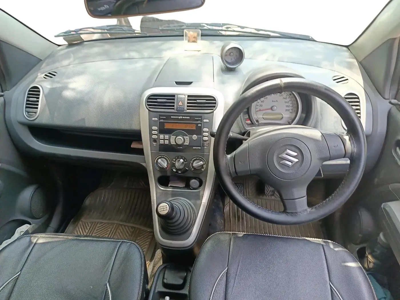 2011 Maruti Ritz VXI, Petrol, Manual, 1,21,955 km, interior