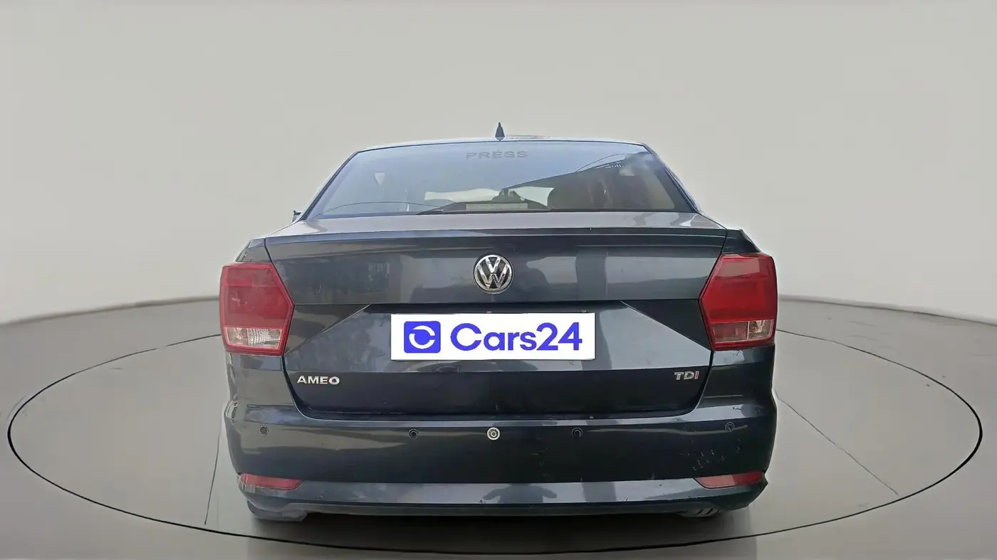 2016 Volkswagen Ameo COMFORTLINE 1.5L, Diesel, Manual, 92,732 km, exterior