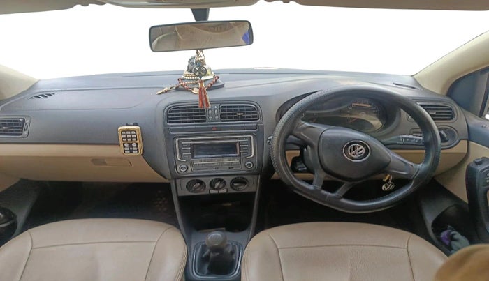 2016 Volkswagen Ameo COMFORTLINE 1.5L, Diesel, Manual, 92,732 km, interior