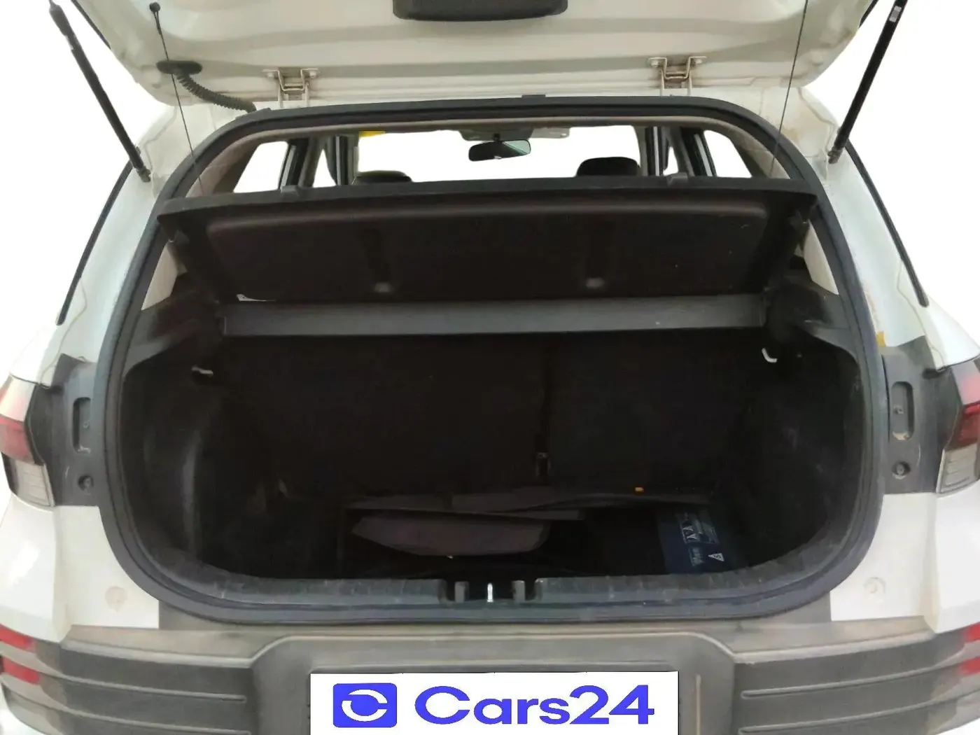 2024 Hyundai VENUE S PLUS 1.5 CRDI, Diesel, Manual, 27,474 km, exterior