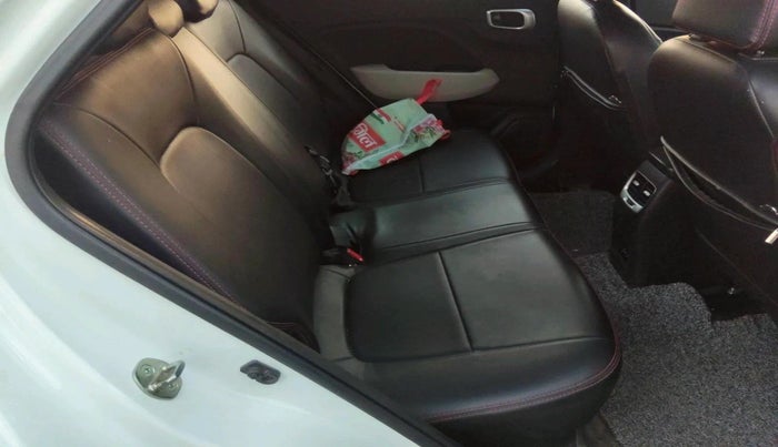 2024 Hyundai VENUE S PLUS 1.5 CRDI, Diesel, Manual, 27,474 km, interior