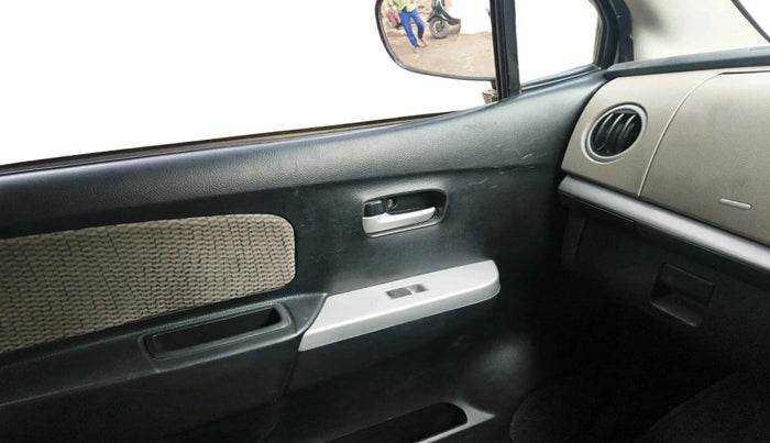 2015 Maruti Wagon R 1.0 LXI, Petrol, Manual, 1,12,192 km, interior