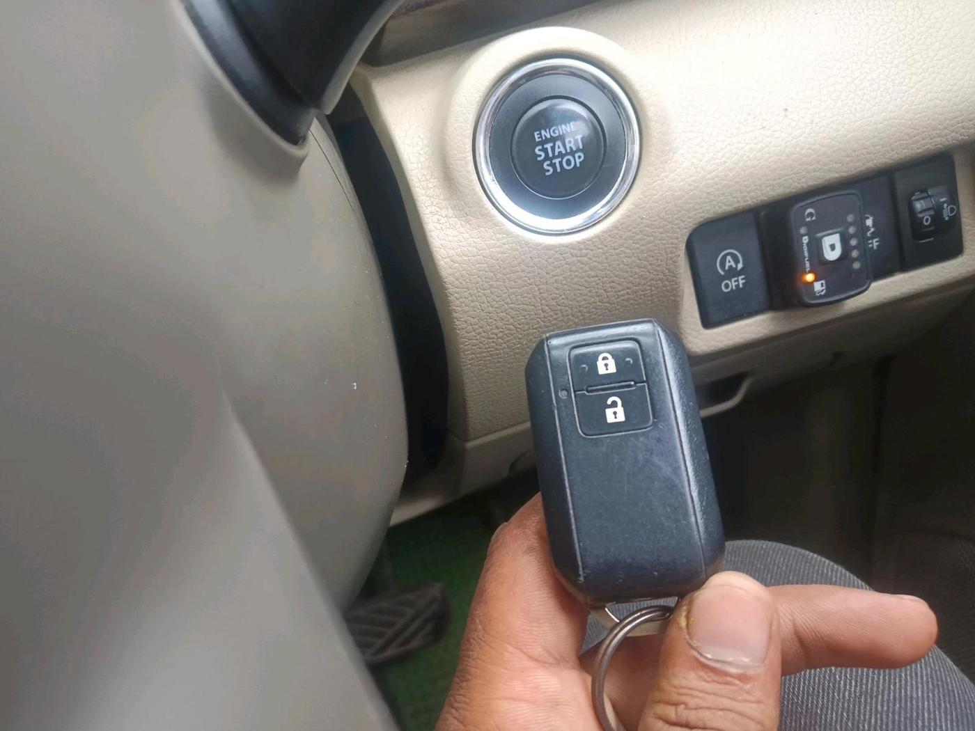 2019 Maruti Ertiga ZXI AT SHVS, CNG, Automatic, 1,25,143 km, interior
