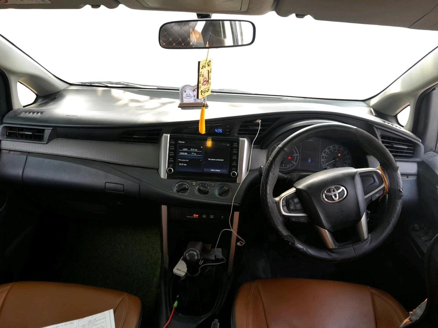 2021 Toyota Innova Crysta 2.4 G 7 STR, Diesel, Manual, 1,30,216 km, interior