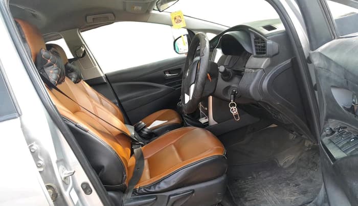 2021 Toyota Innova Crysta 2.4 G 7 STR, Diesel, Manual, 1,30,216 km, interior
