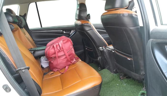 2021 Toyota Innova Crysta 2.4 G 7 STR, Diesel, Manual, 1,30,216 km, interior