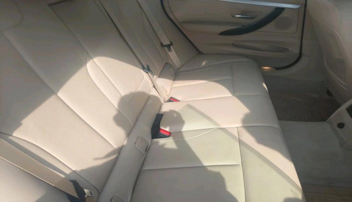 2016 BMW 3 Series  GT 320d Luxury Line, Diesel, Automatic, 57,278 km, interior