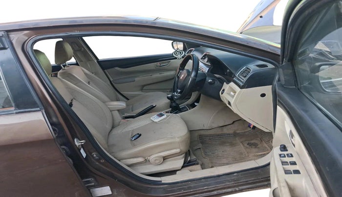 2015 Maruti Ciaz ZDI, Diesel, Manual, 76,114 km, interior