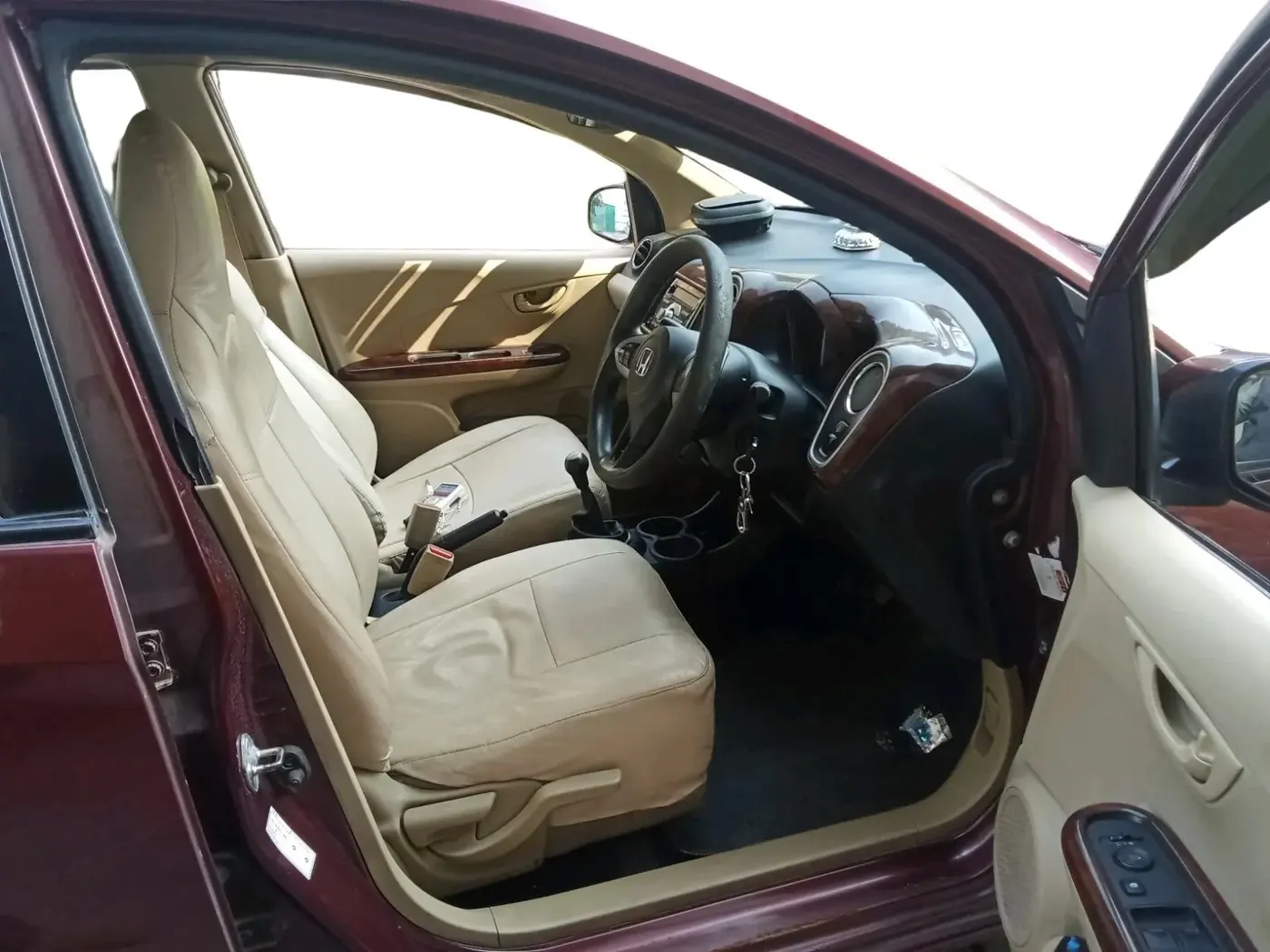 2015 Honda Mobilio 1.5L I-DTEC S, Diesel, Manual, 1,32,431 km, interior