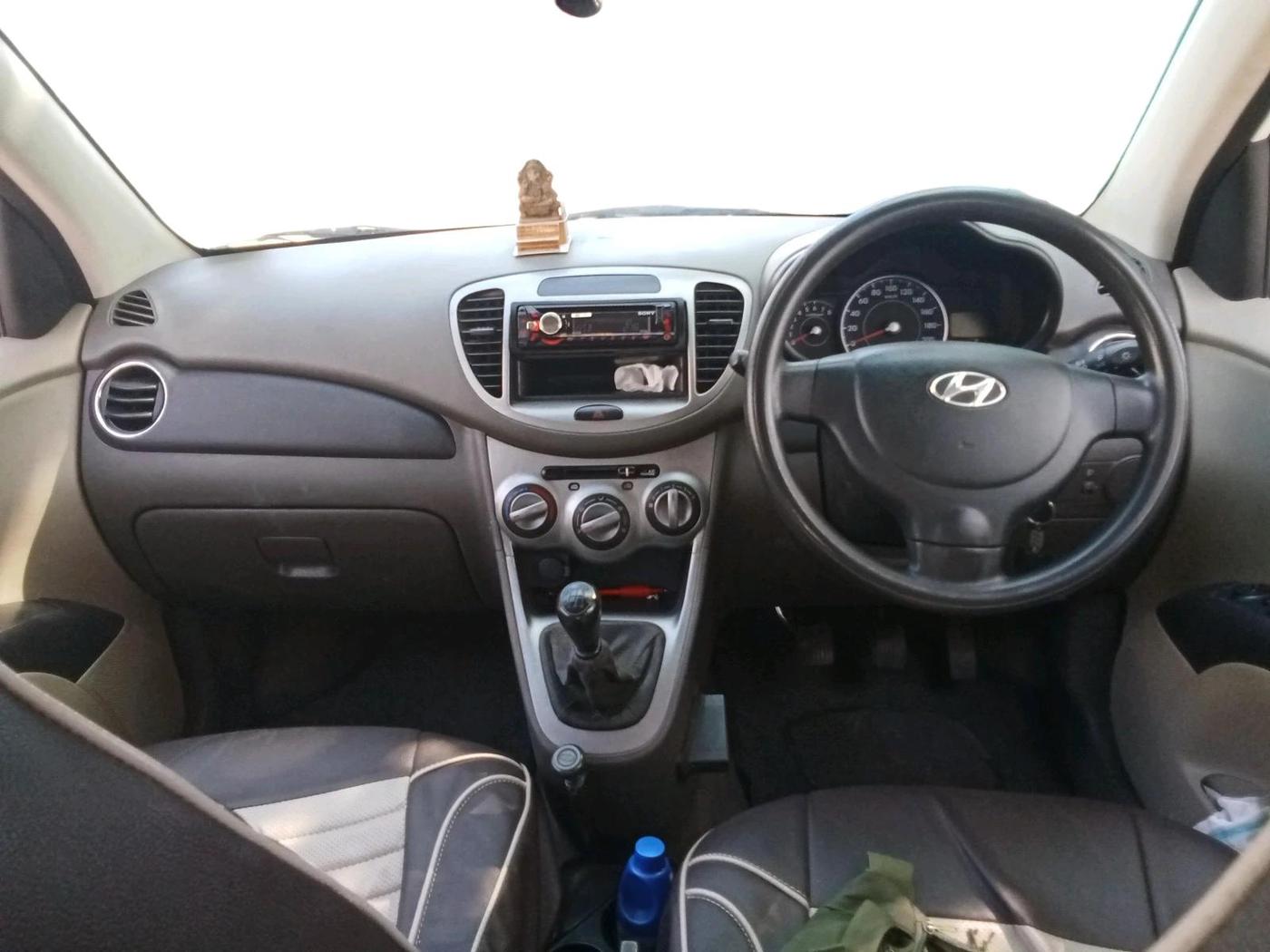 2011 Hyundai i10 MAGNA 1.2, Petrol, Manual, 68,343 km, interior