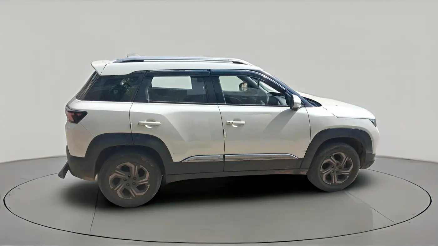 2023 Maruti BREZZA ZXI + SMART HYBRID, Petrol, Manual, 22,283 km, exterior