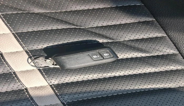 2023 Maruti BREZZA ZXI + SMART HYBRID, Petrol, Manual, 22,283 km, interior