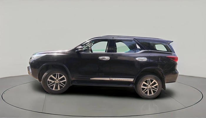 2017 Toyota Fortuner 2.8 4X2 AT, Diesel, Automatic, 1,91,829 km, exterior