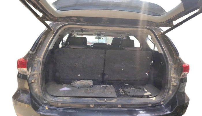 2017 Toyota Fortuner 2.8 4X2 AT, Diesel, Automatic, 1,91,829 km, exterior