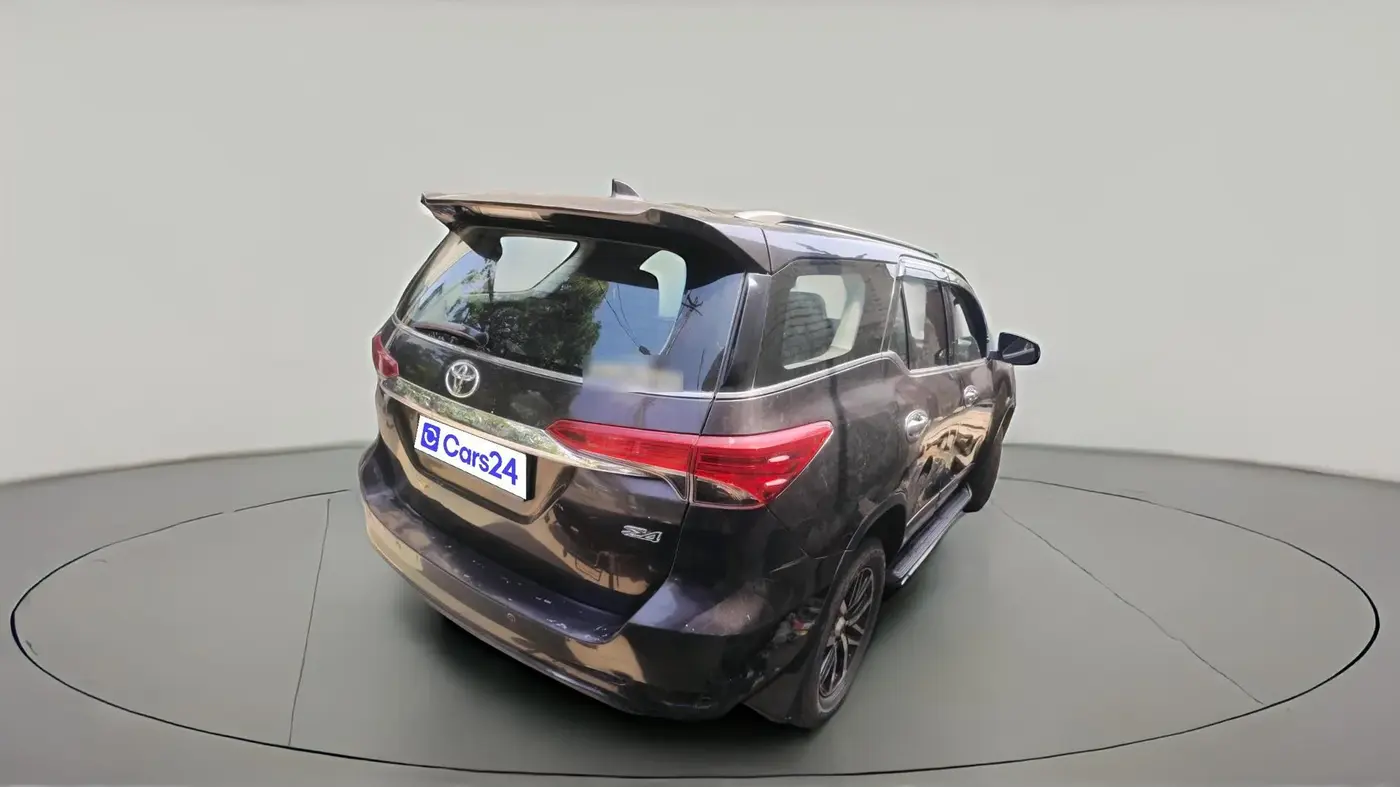 2017 Toyota Fortuner 2.8 4X2 AT, Diesel, Automatic, 1,91,829 km, exterior