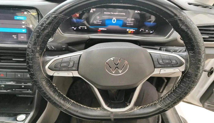 2023 Volkswagen TAIGUN TOPLINE 1.0 TSI MT, Petrol, Manual, 43,895 km, interior