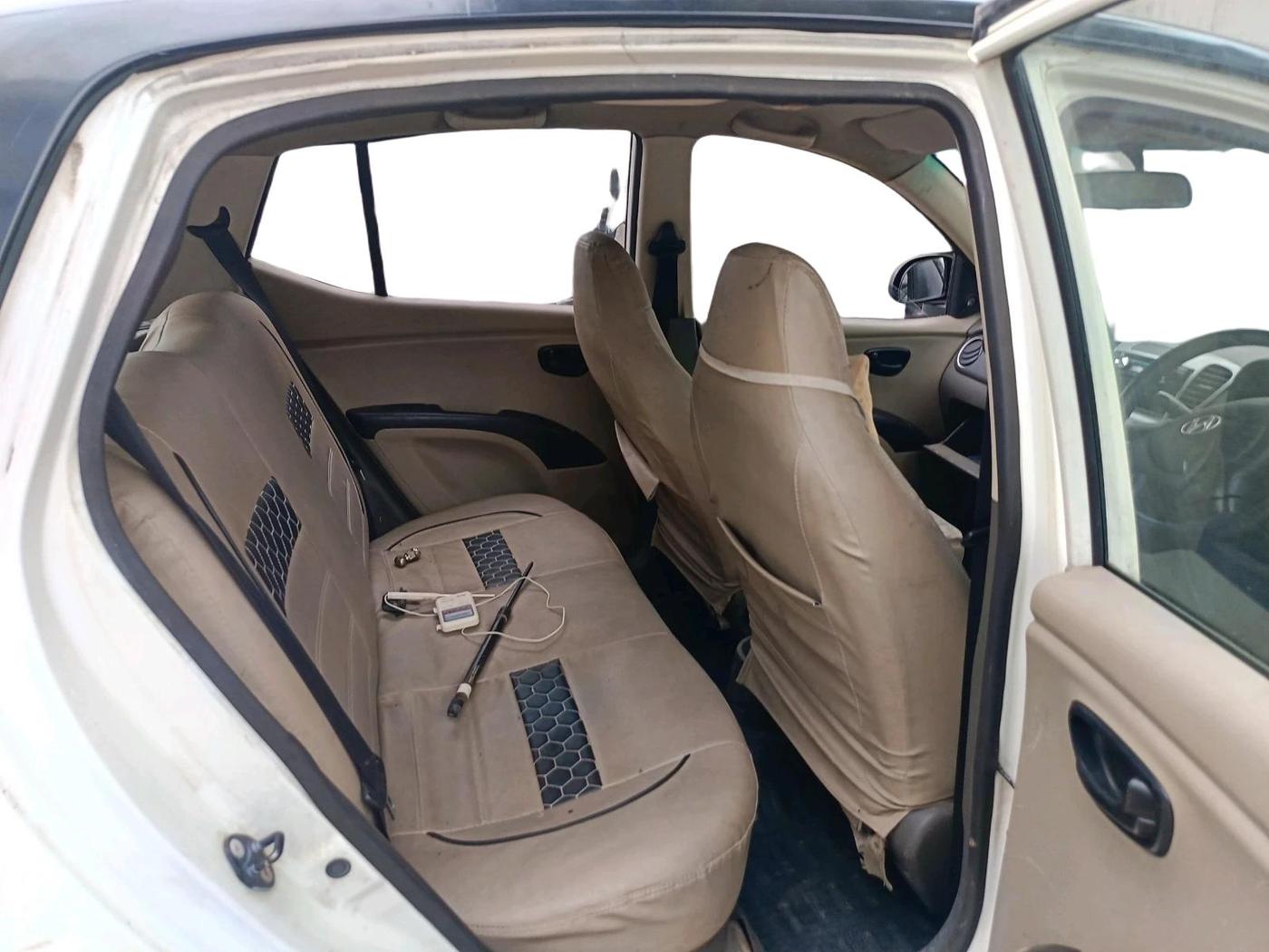 2014 Hyundai i10 MAGNA 1.1, Petrol, Manual, 41,671 km, interior