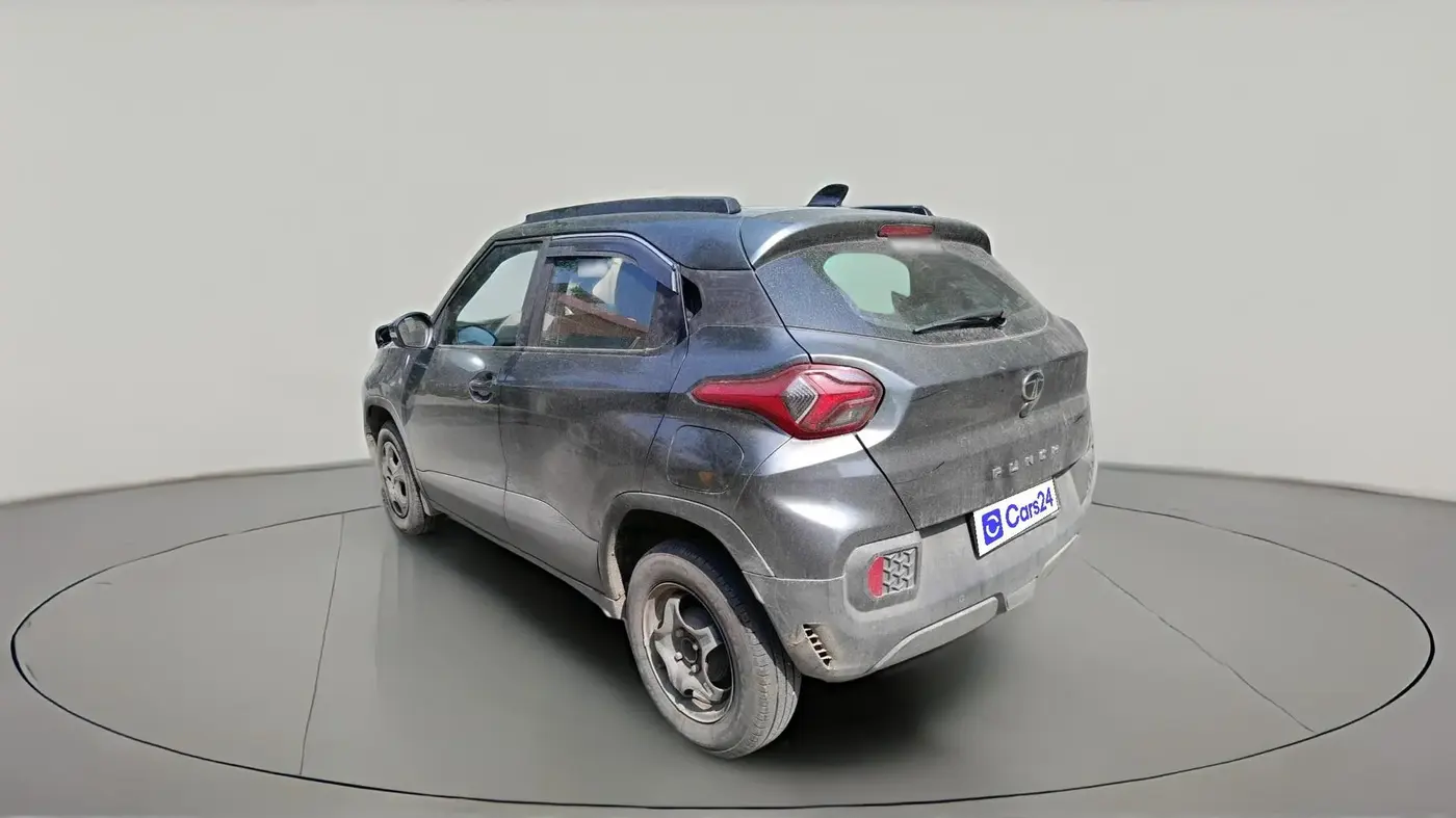 2025 Tata PUNCH Accomplished Plus AMT, Petrol, Automatic, 35,700 km, exterior