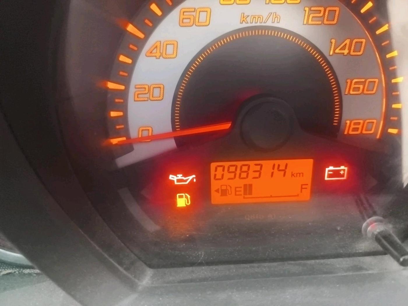 2013 Honda Brio E MT, Petrol, Manual, 98,314 km, interior