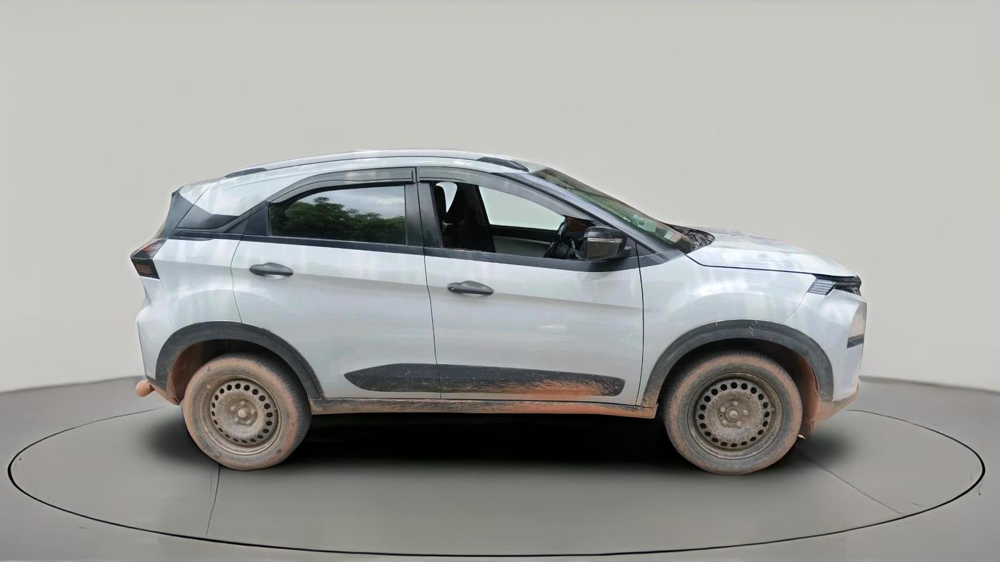 2023 Tata NEXON PURE SUNROOF 1.2 PETROL, Petrol, Manual, 48,817 km, exterior