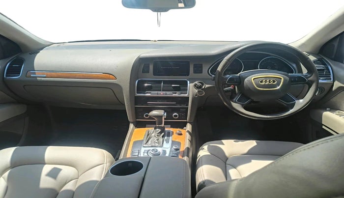 2014 Audi Q7 3.0 TDI QUATTRO, Diesel, Automatic, 1,41,296 km, interior