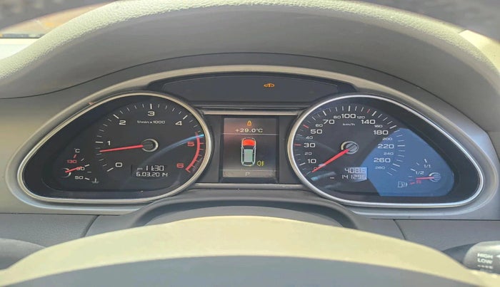 2014 Audi Q7 3.0 TDI QUATTRO, Diesel, Automatic, 1,41,296 km, interior