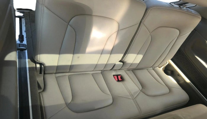 2014 Audi Q7 3.0 TDI QUATTRO, Diesel, Automatic, 1,41,296 km, interior