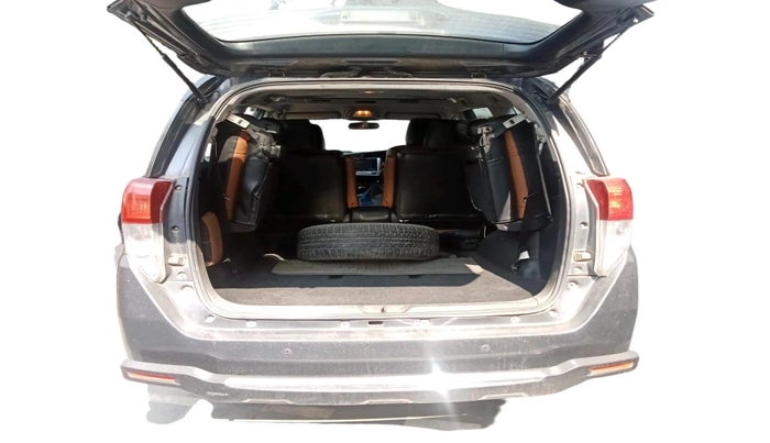 2018 Toyota Innova Crysta 2.4 VX 7 STR, Diesel, Manual, 97,844 km, exterior