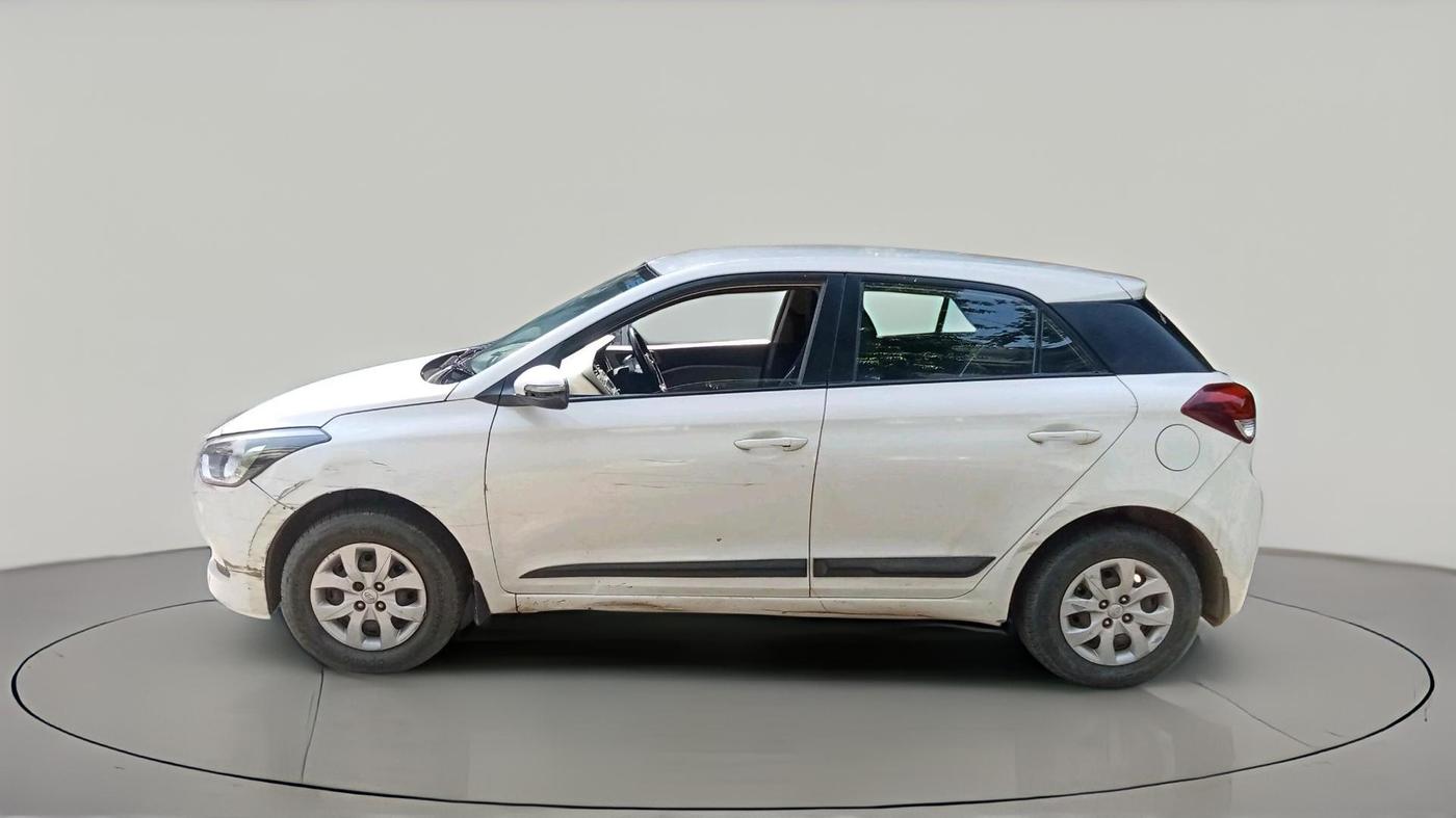 2015 Hyundai Elite i20 SPORTZ 1.2, Petrol, Manual, 1,06,429 km, exterior