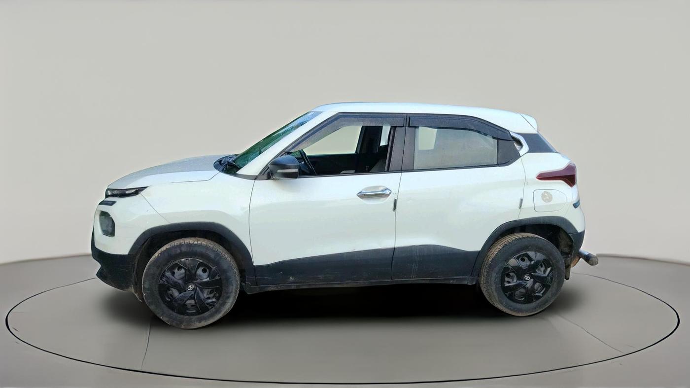 2024 Tata PUNCH PURE MT, Petrol, Manual, 35,609 km, exterior